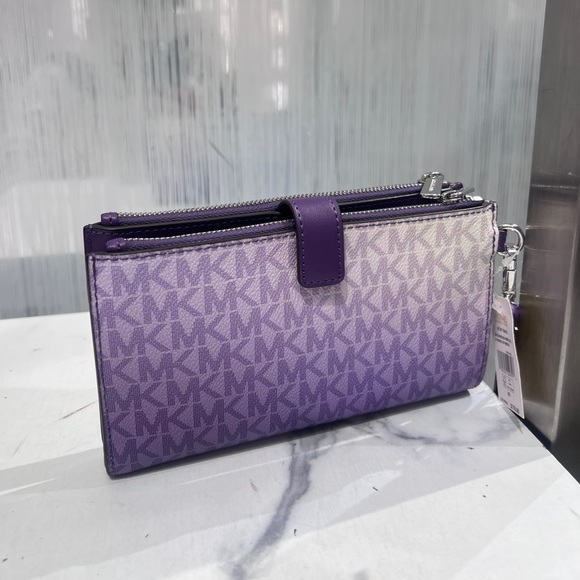 Michael Kors Jet Set Travel Double Zip Wristlet - Picture 2 of 7